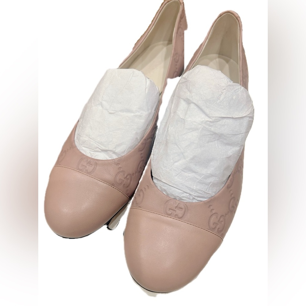 Authentic Gucci Women's Blush Pink Leather Loafers